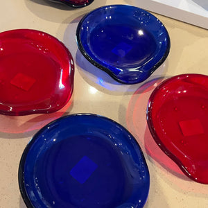 Glass spoon rests