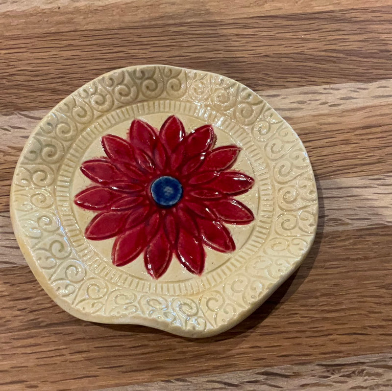 Ceramic flower dishes Shiner Bluestem