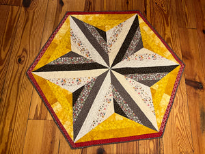 Star quilt table runner