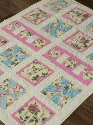 Pastel pinwheel quilt