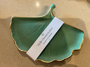 Ginkgo leaf dish