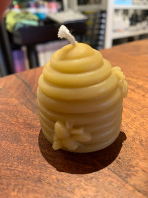 Bee hive beeswax candle