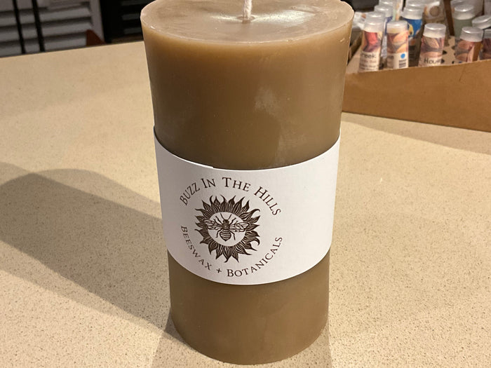 100% beeswax candle