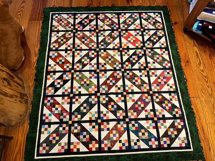 9 patch quilt with green border