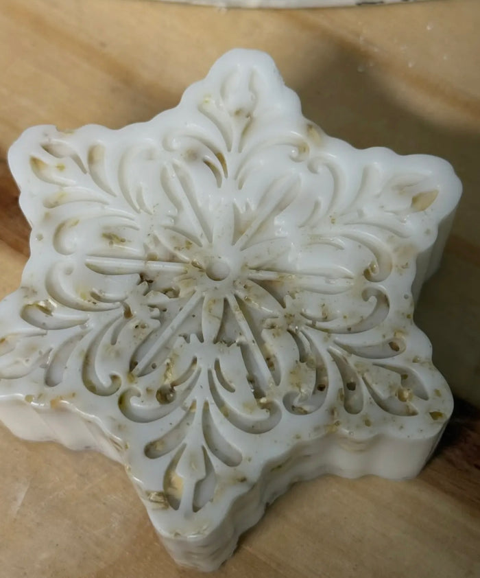 Finley’s Goat Milk Soap Snowflake oats and honey