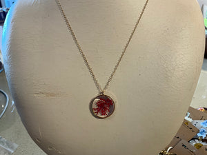 Red queen Anne’s necklace