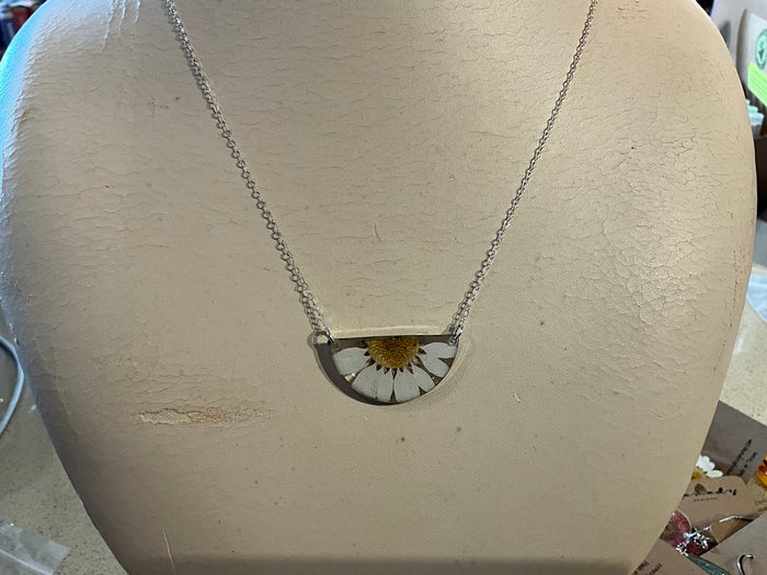 Half Moon Daisy necklace