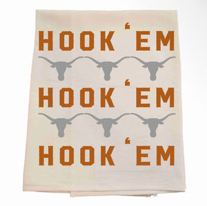 Hook ‘em kitchen towels