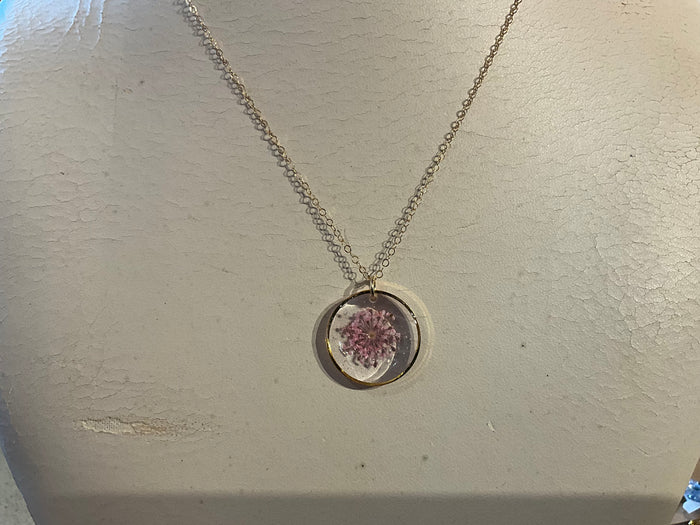 Pink queen Ann”s Lace necklace