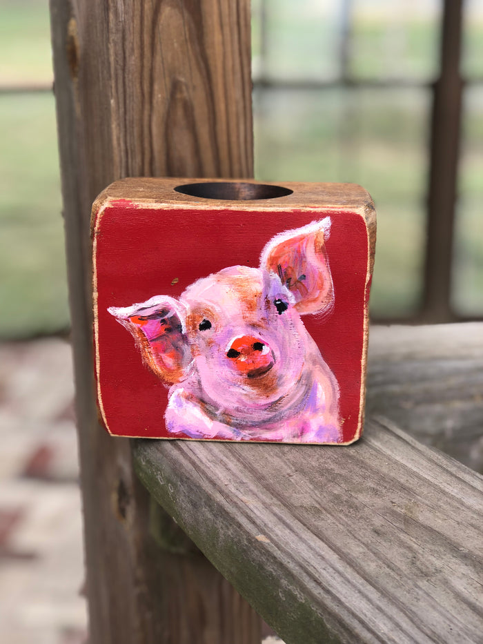 Pig painting on sugar mold