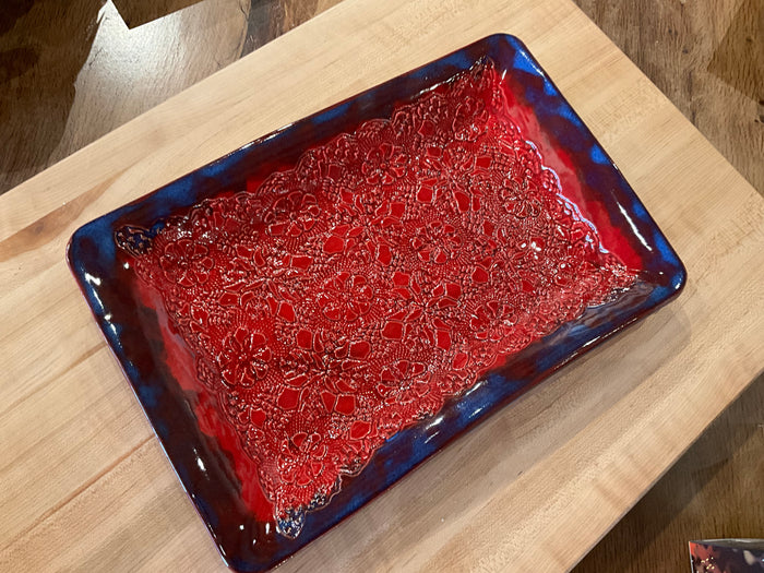 Red platter with blue border